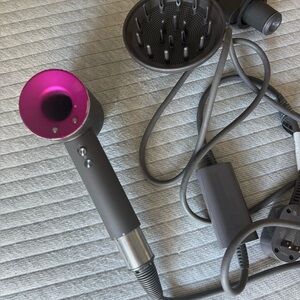 Dyson Hair Dryer supersonic  with Diffuser - Fuchsia and Dark Gray